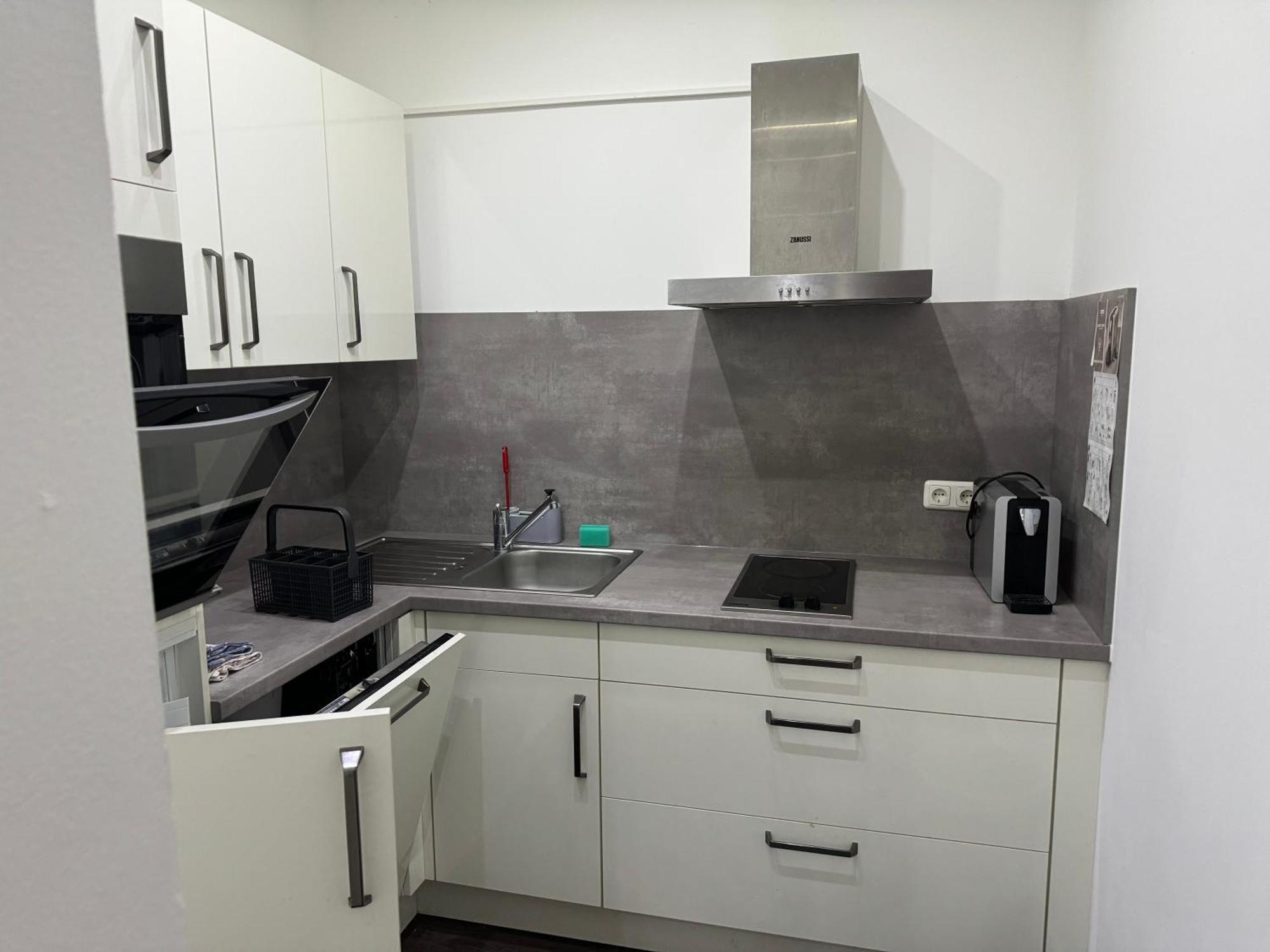 Luxuriöse Wohnung mit eigenem Garten Augsburg Exterior foto